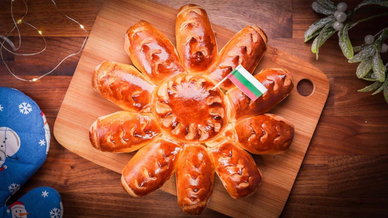 Koledna Pitka, Bulgarian Christmas Bread Recipe ChainBaker
