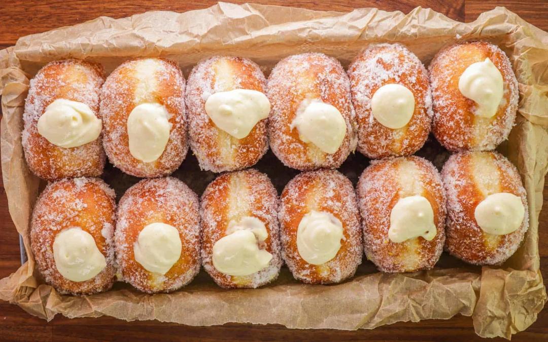 Super Easy & Delicious Donuts with Lemon Crème Filling
