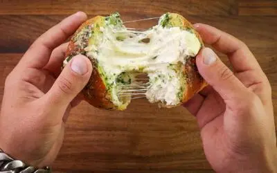 Korean Cream Cheese Garlic Bread Recipe