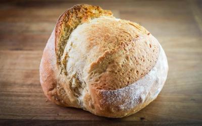 A Very Simple & Easy White Bread Recipe