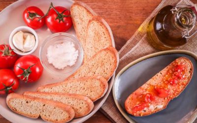 Pa Amb Tomaquet with Homemade Bread